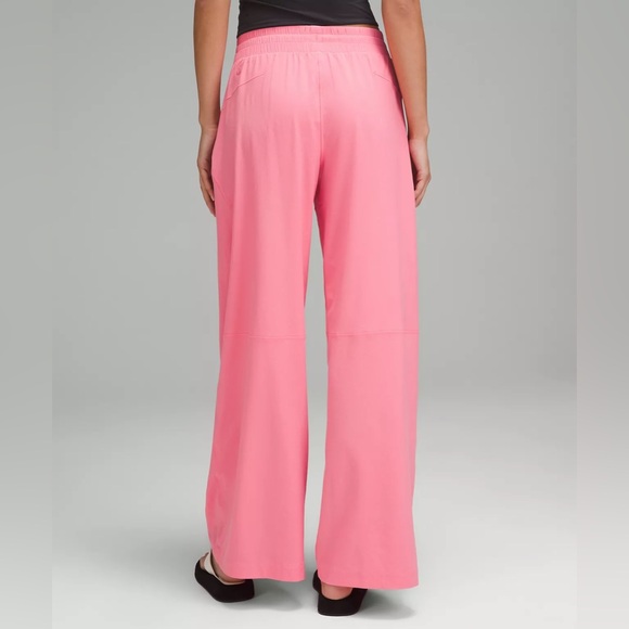 Lululemon Athletica Swift Mid-Rise Wide-Leg Pant Sakura Pink - Picture 3 of 11